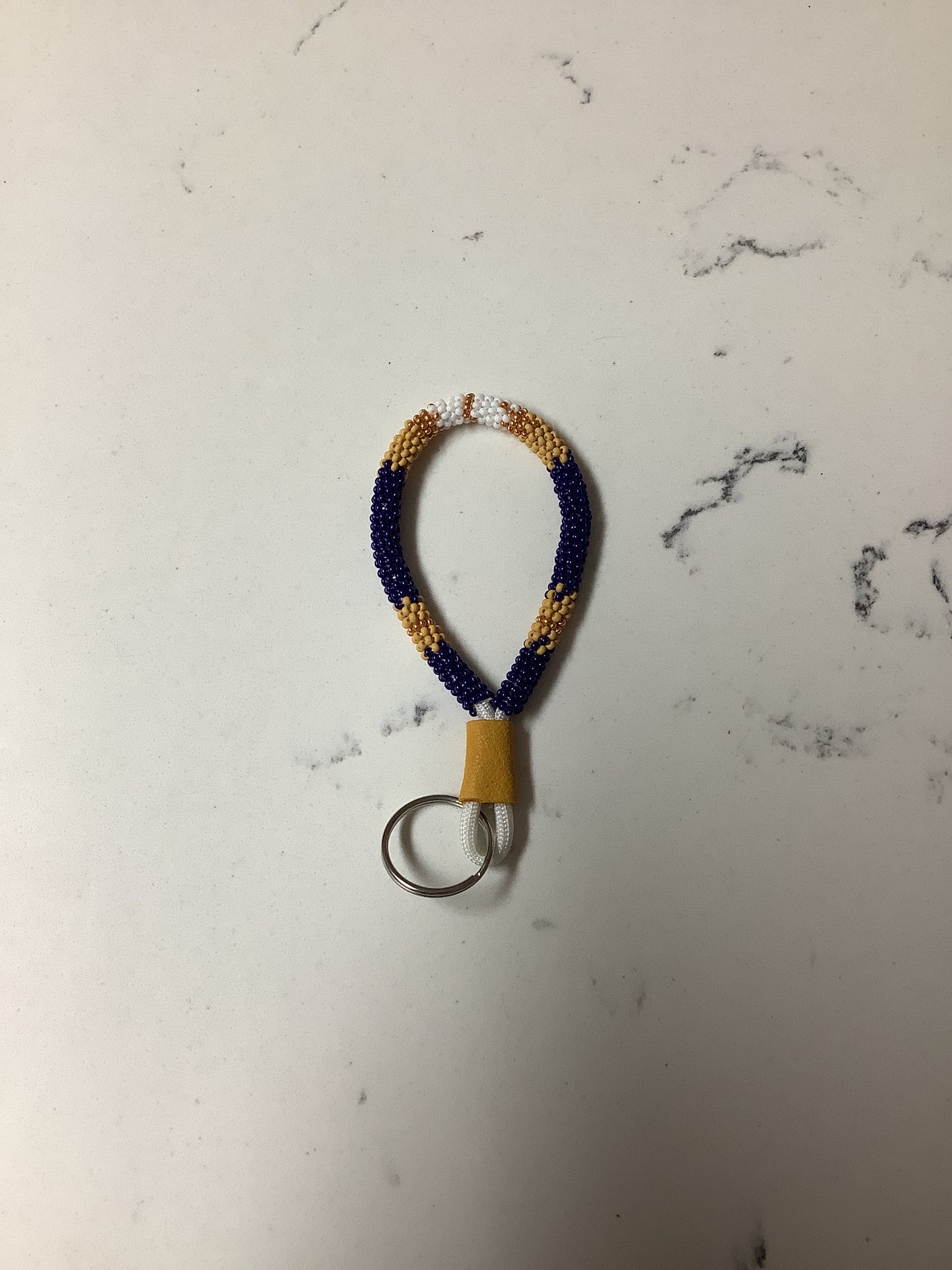 Mini beaded key-pull