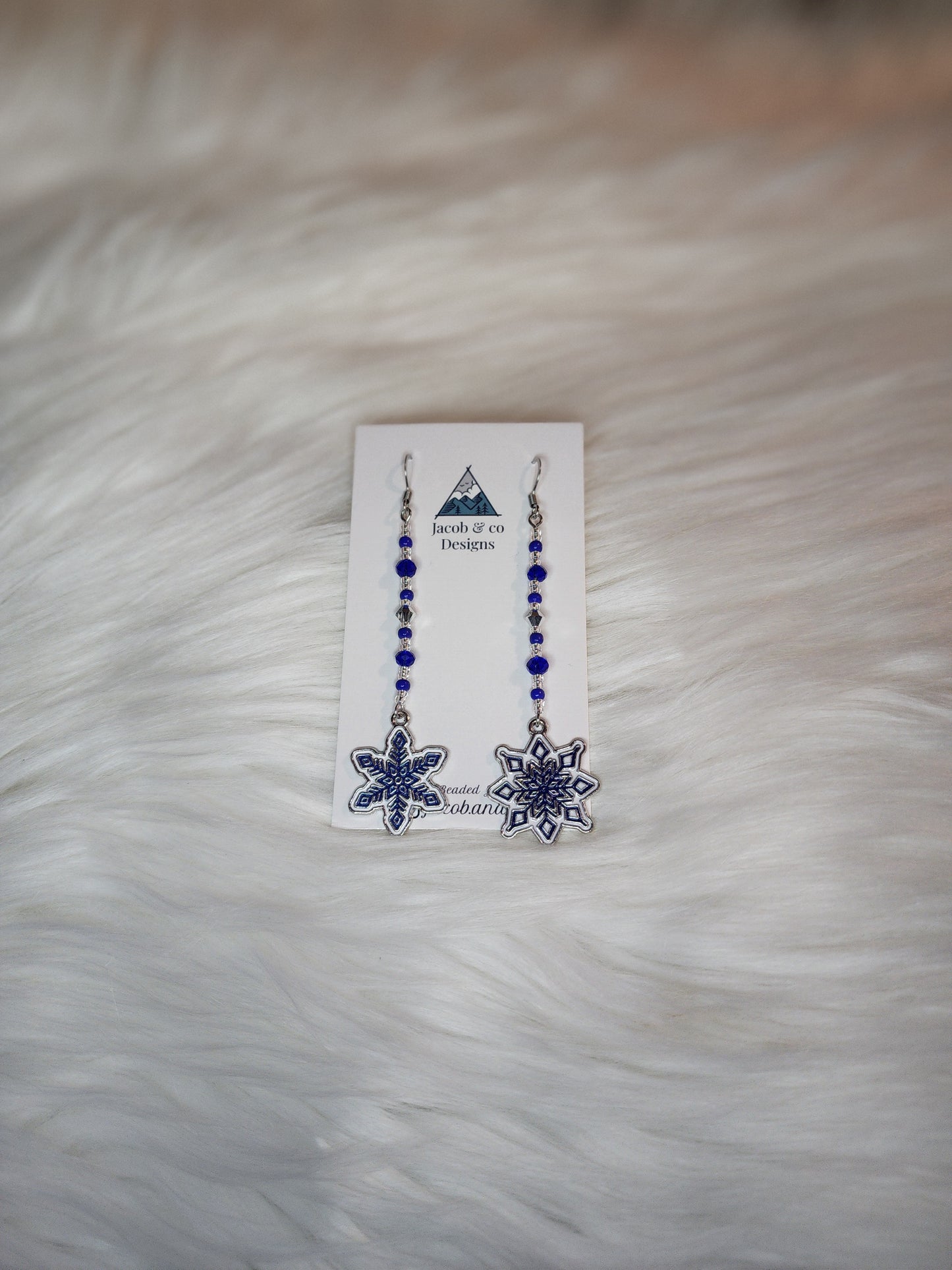 Straight Pin earrings - snowflake